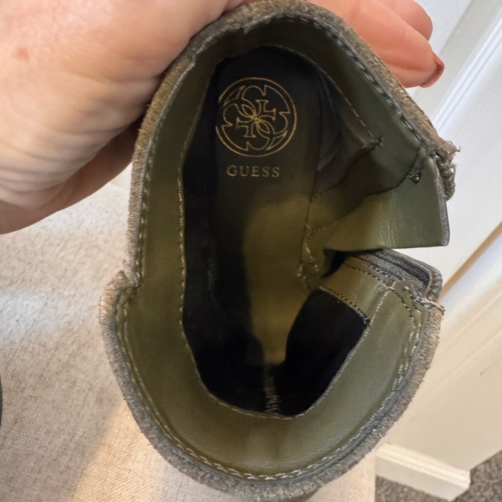 GUESS Women's Army Olive Green Ankle Boots Size 5.5 with Gold Accent Zippers - Picture 13 of 16